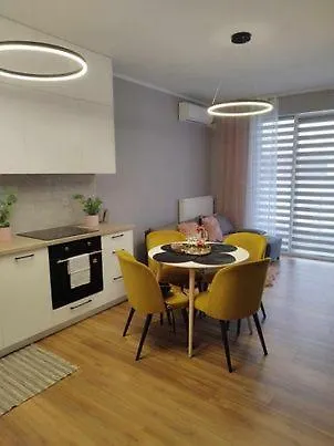 شقة Apartament Minsk Mazowiecki